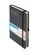 Kalendarz 2025 Sakura A5 DNS czarny. Autor: -. ZdrowePodejscie.pl Okładka książki Kalendarz 2025 Sakura A5 DNS czarny